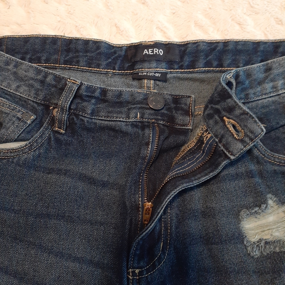 American Eagle Slim Cut Off Men's Jean Shorts. - Picture 3 of 7